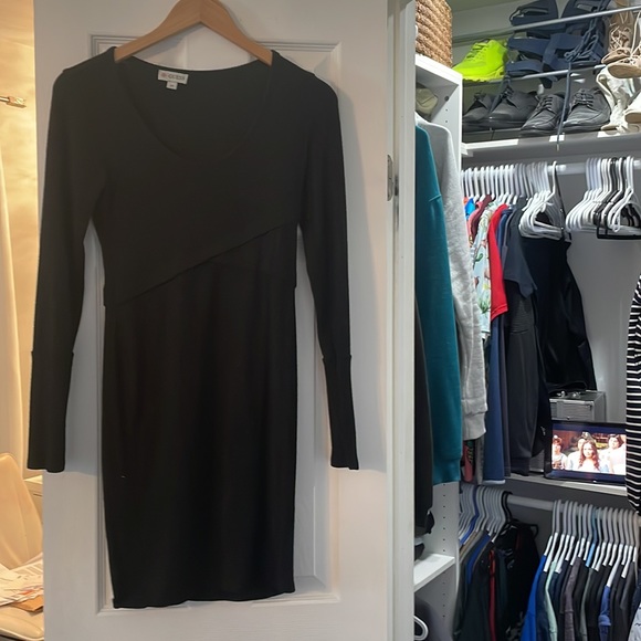 Guess sweater dress - Picture 2 of 3